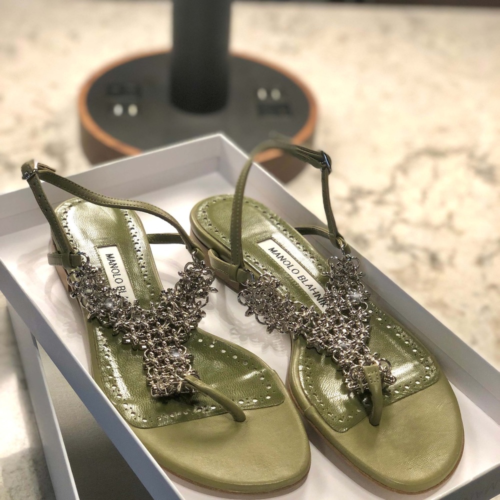 Authentic Brand New Manolo Blanhik Luxury shoes in Size 36